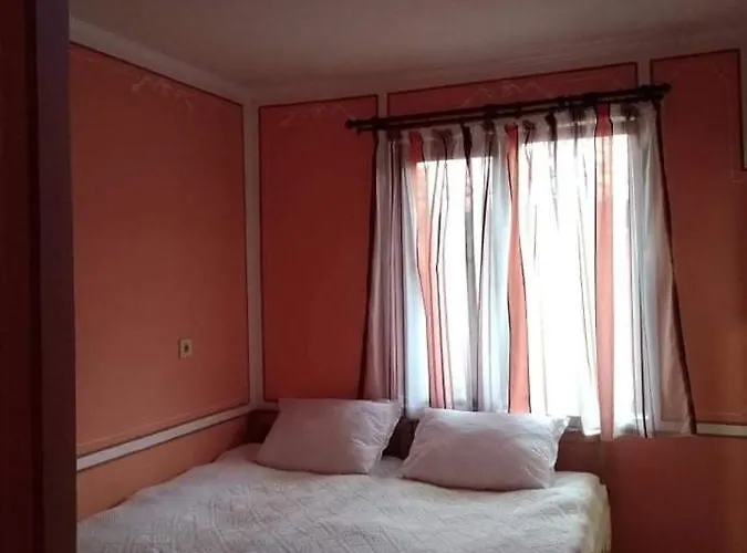 Konukevi тороманова къща 3*